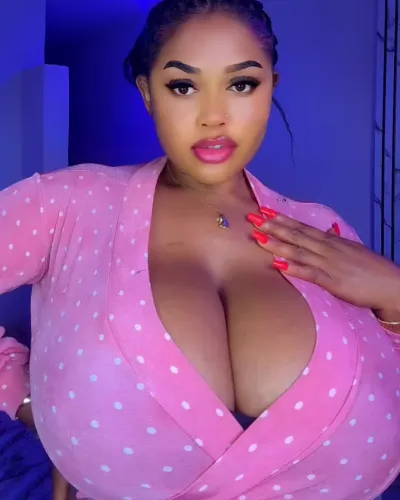 Profile photo of Big Natasha